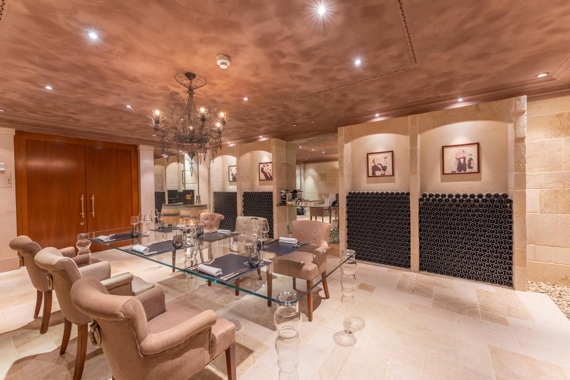נוישאטל Beau Rivage Hotel מראה חיצוני תמונה Wine tasting room