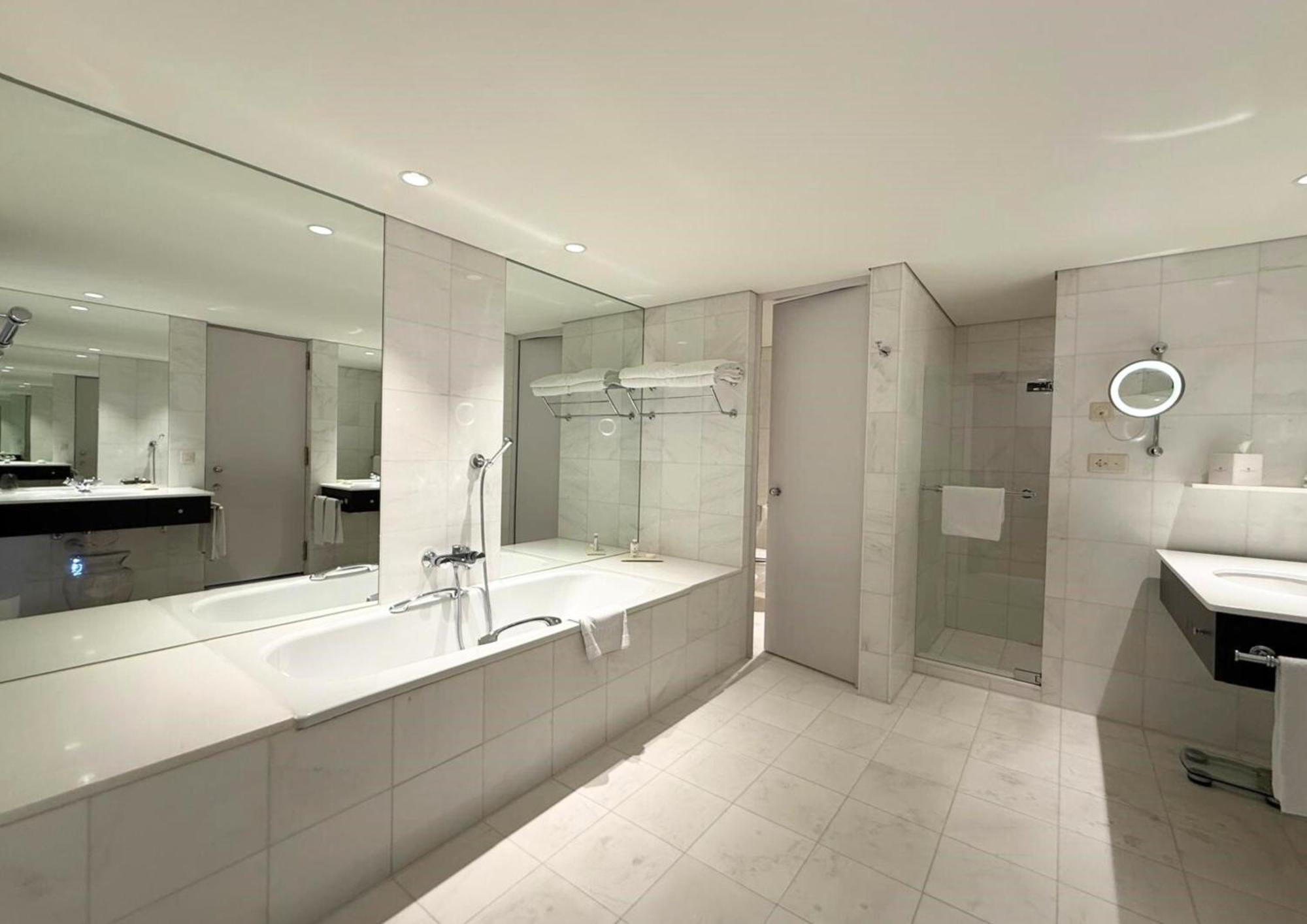 נוישאטל Beau Rivage Hotel מראה חיצוני תמונה